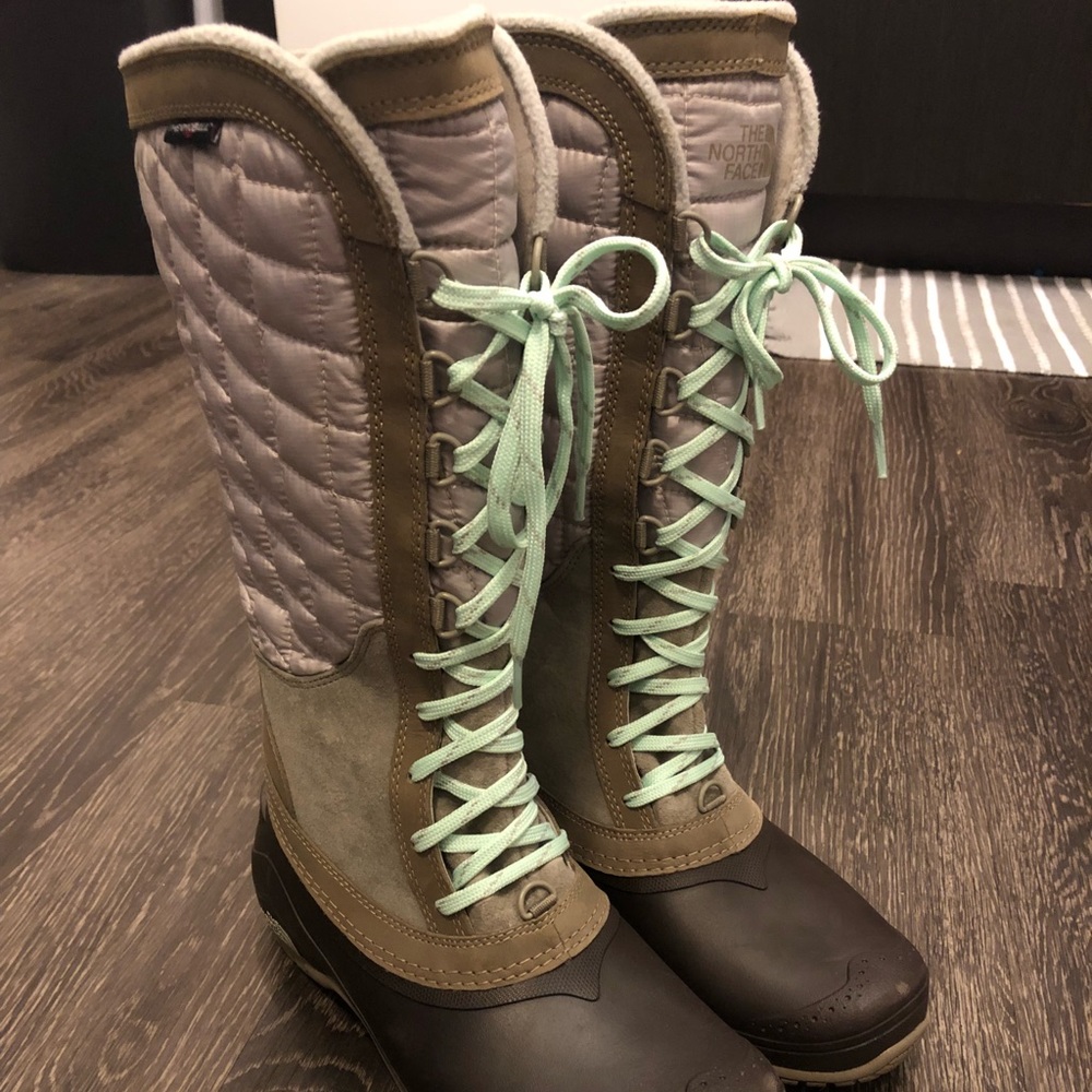 North face snow boots